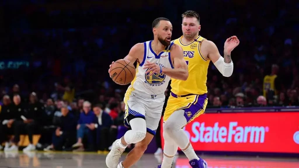 Warriors vs Lakers: How to Make Money Betting on NBA Opening Night