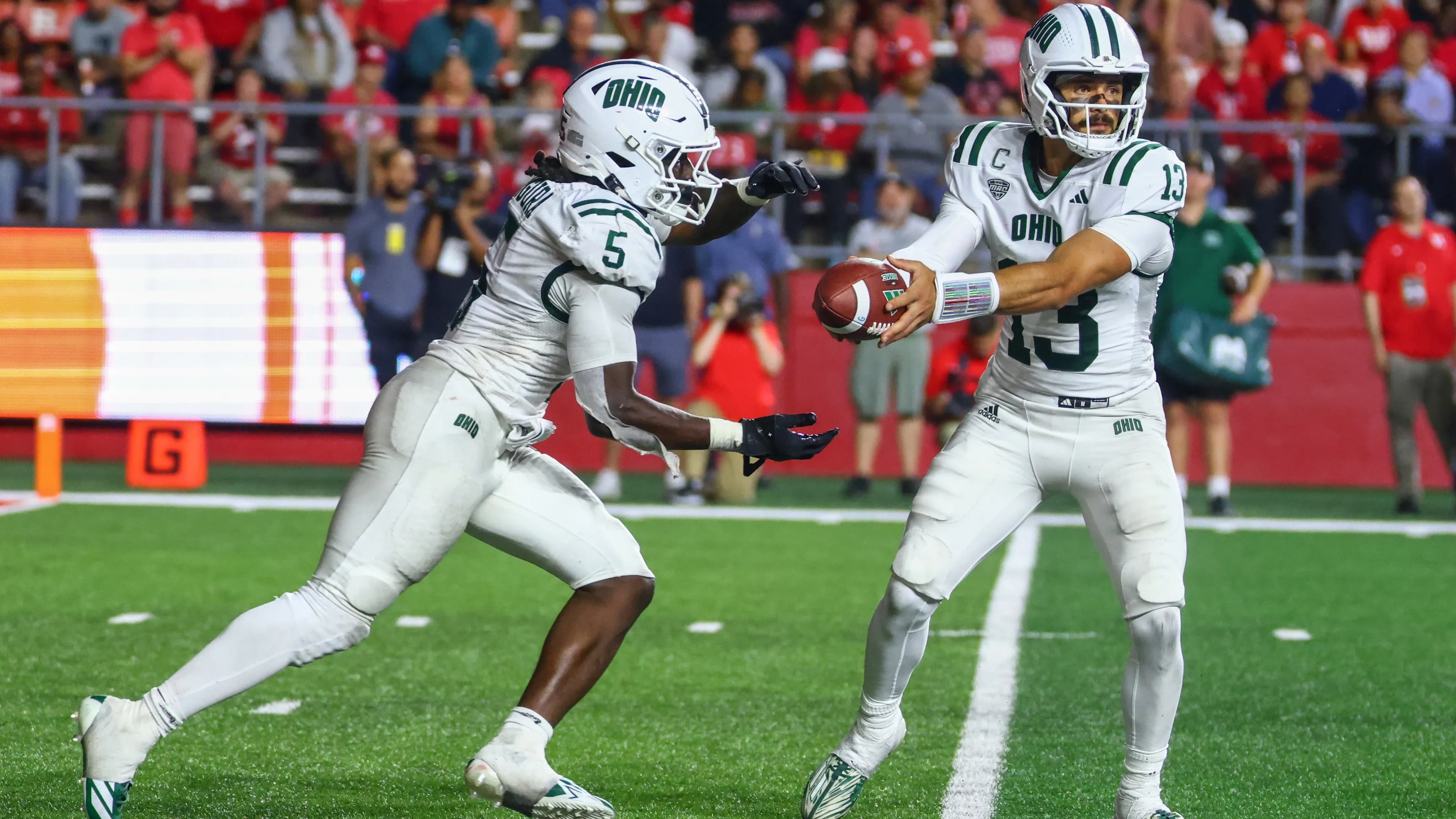 How to Make Money Betting the Three CFB Bowl Games on Tuesday, December 23rd 2025